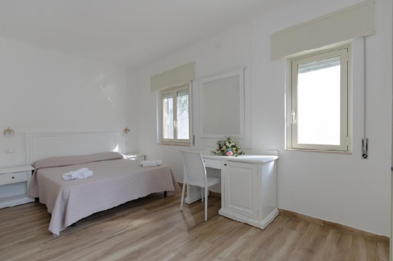 Hotel Il Melograno Mattinata Extérieur photo