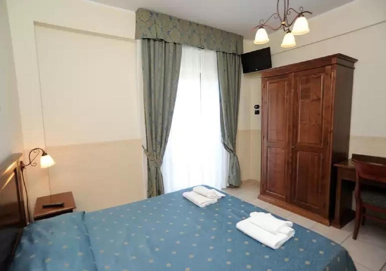 Hotel Il Melograno Mattinata Extérieur photo
